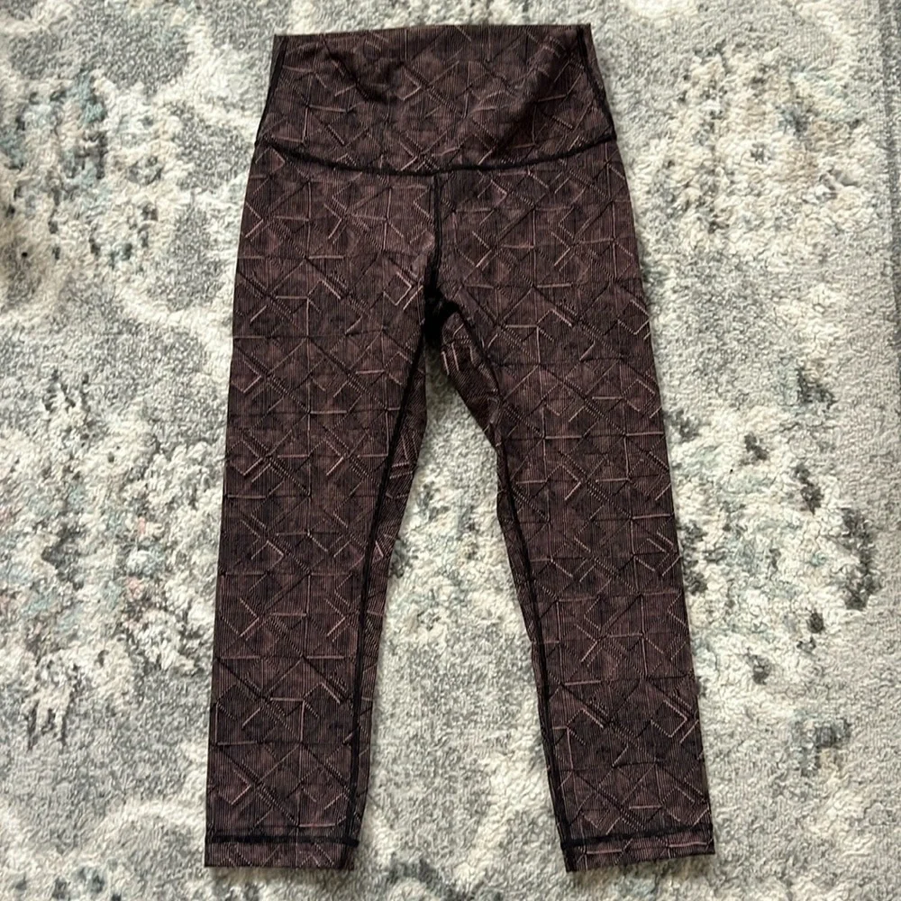 Lululemon Wunder Under Crop  21